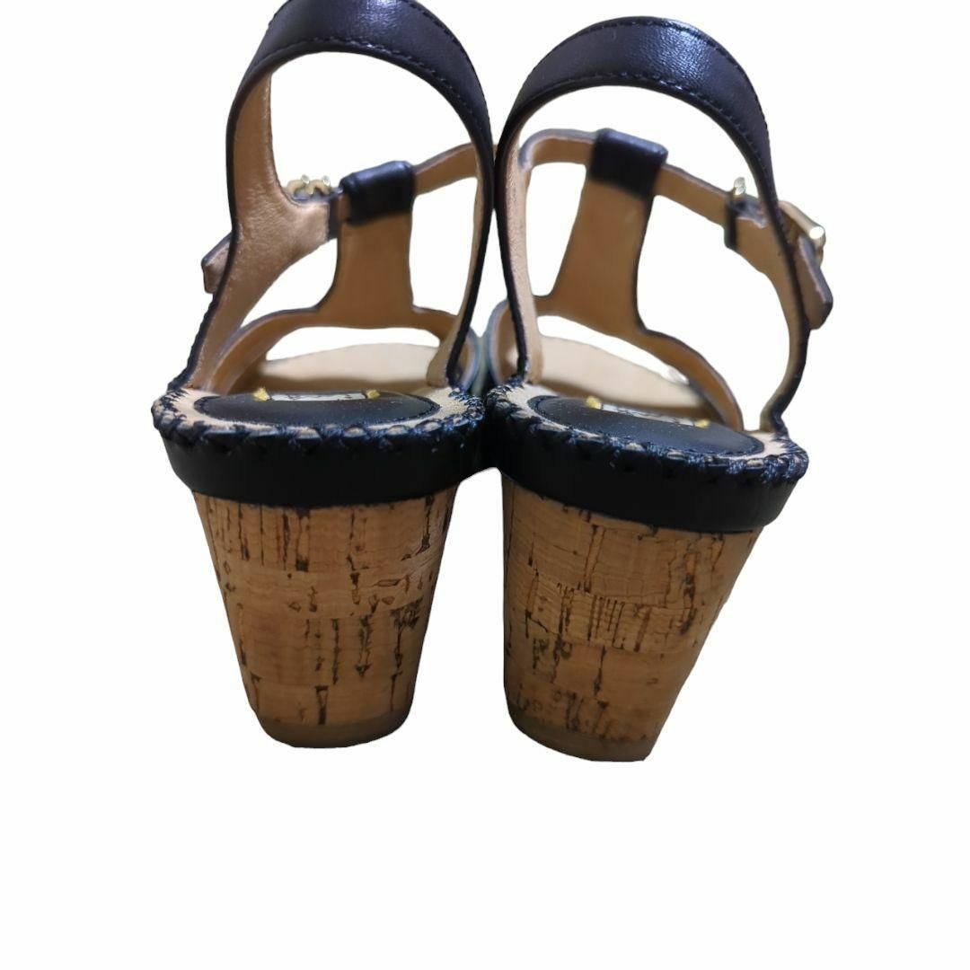 ing(イング)の美品 ing サンダル 22.5cm Tストラップ ブラック ウェッジソール レディースの靴/シューズ(サンダル)の商品写真
