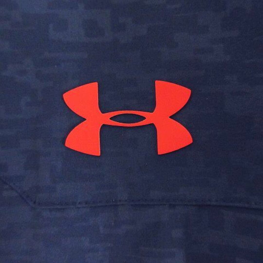 UNDER ARMOUR(アンダーアーマー)のアンダーアーマー ウィンドブレーカー 長袖 フード カモフラ 裏起毛 XL 紺 メンズのジャケット/アウター(ブルゾン)の商品写真