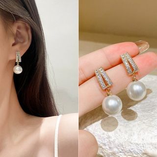 【人気】パールピアス 大人 おしゃれ デザイン かわいい 結婚式 韓国(ピアス)