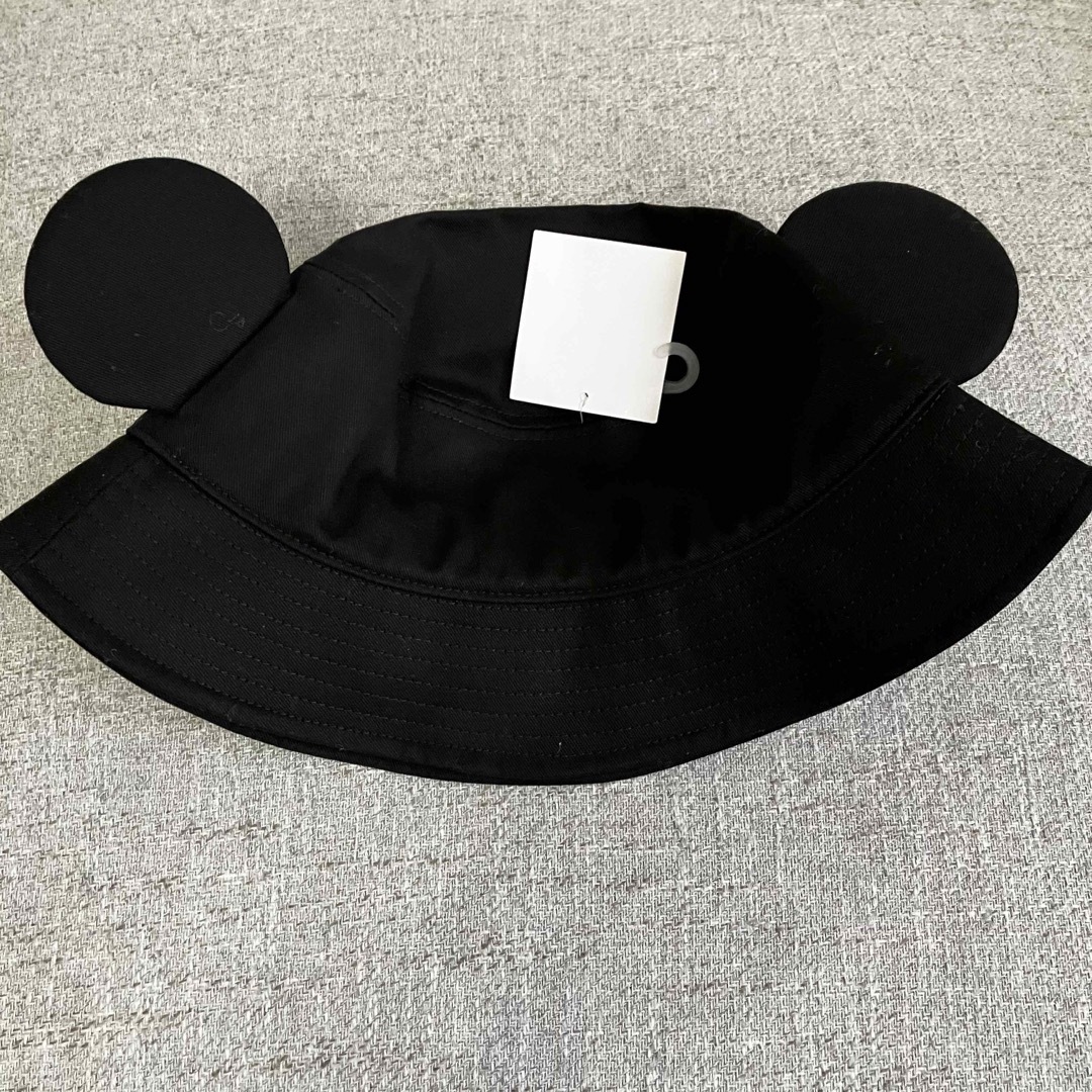 Disney(ディズニー)の【新品未使用】ディズニー　ミッキー　ハット　58cm バケハ　黒 レディースの帽子(その他)の商品写真