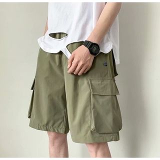 【再入荷】 カーゴパンツ ショート 大きめ カーキ L ストリート メンズ(ショートパンツ)