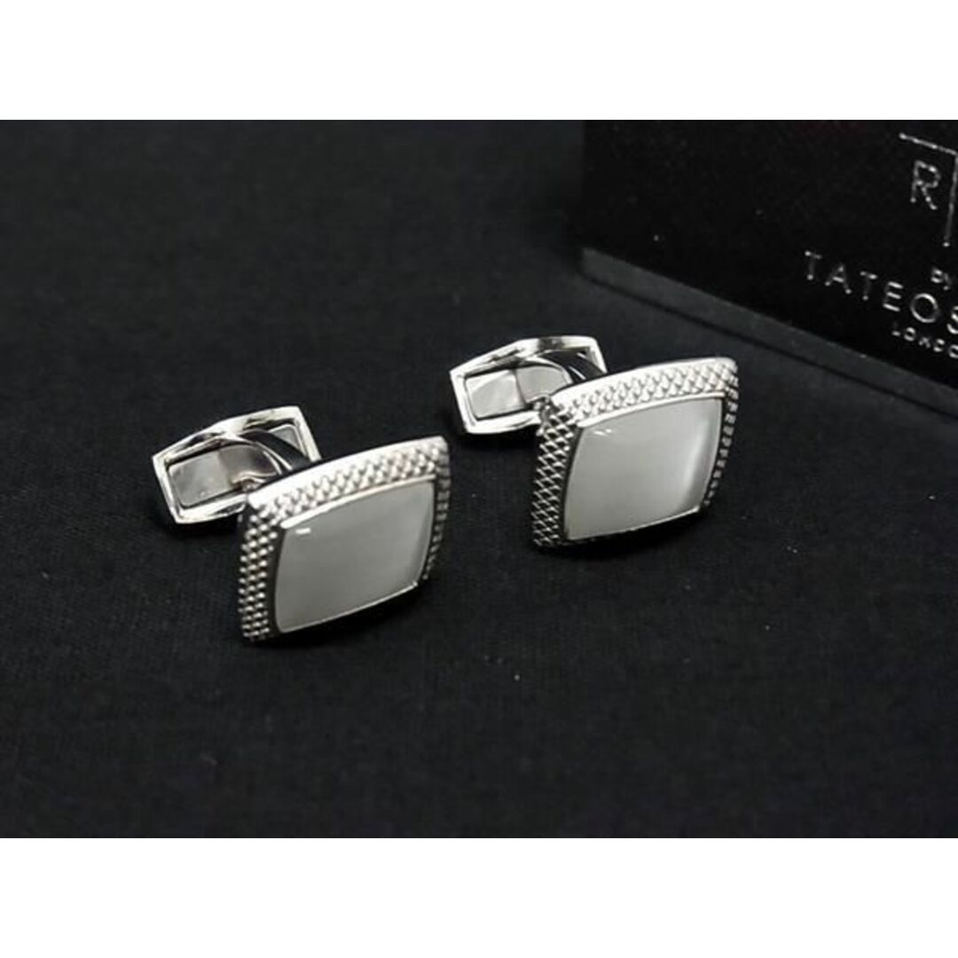 美品 3連パール カフス SILVER刻印 真珠 覚え 美品 3連パール カフス SILVER刻印 真珠 覚え
