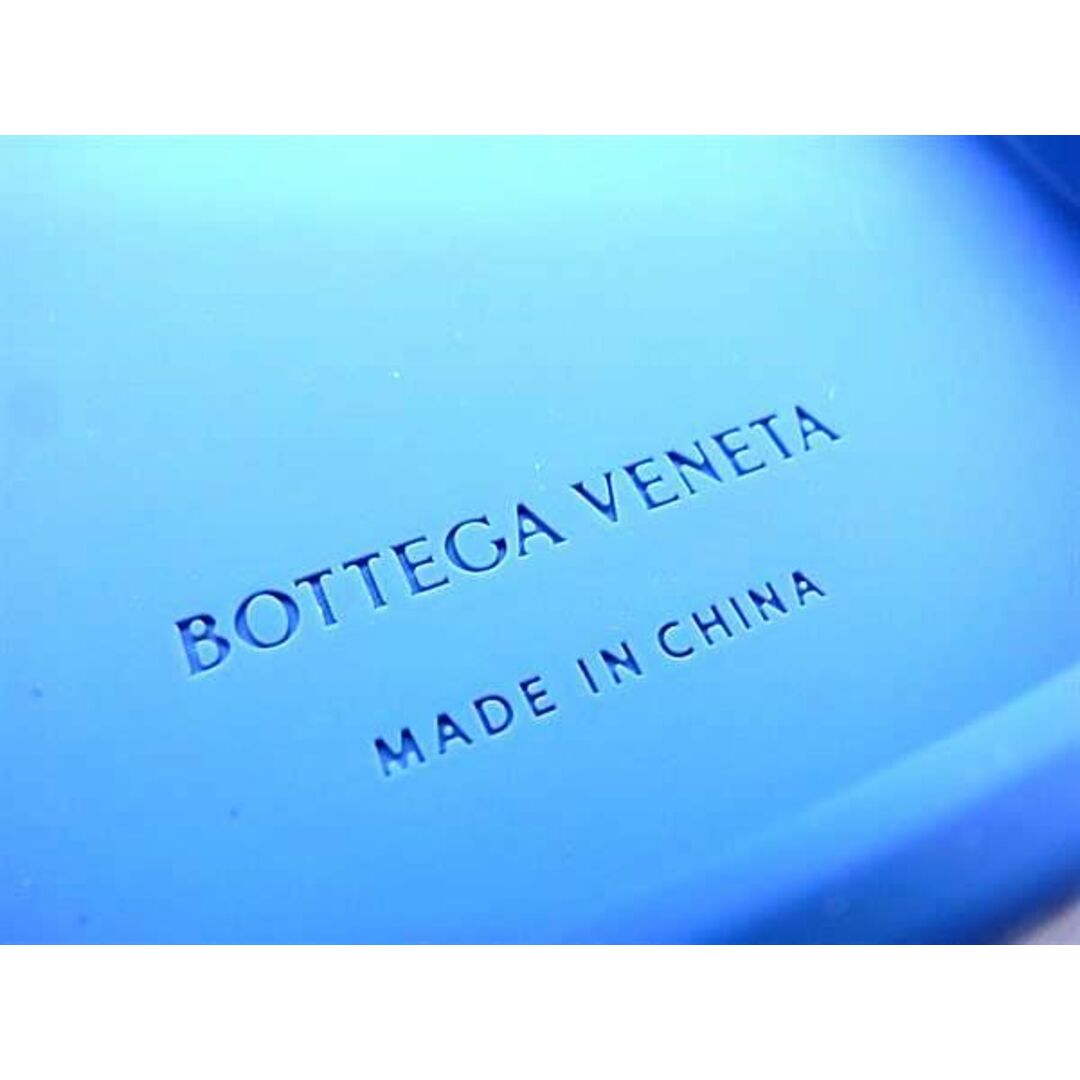 Bottega Veneta(ボッテガヴェネタ)の■新品■未使用■ BOTTEGA VENETA ボッテガヴェネタ ラバー iPhone14Pro 対応 アイフォンケース スマホケース ブルー系 FA7774 レディースのアクセサリー(その他)の商品写真