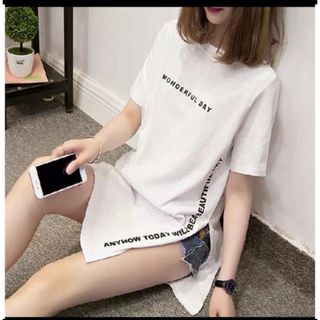 ロング Tシャツ☆サイドスリット☆ビッグTシャツ☆英文字ロゴ☆ ホワイト(Tシャツ(半袖/袖なし))