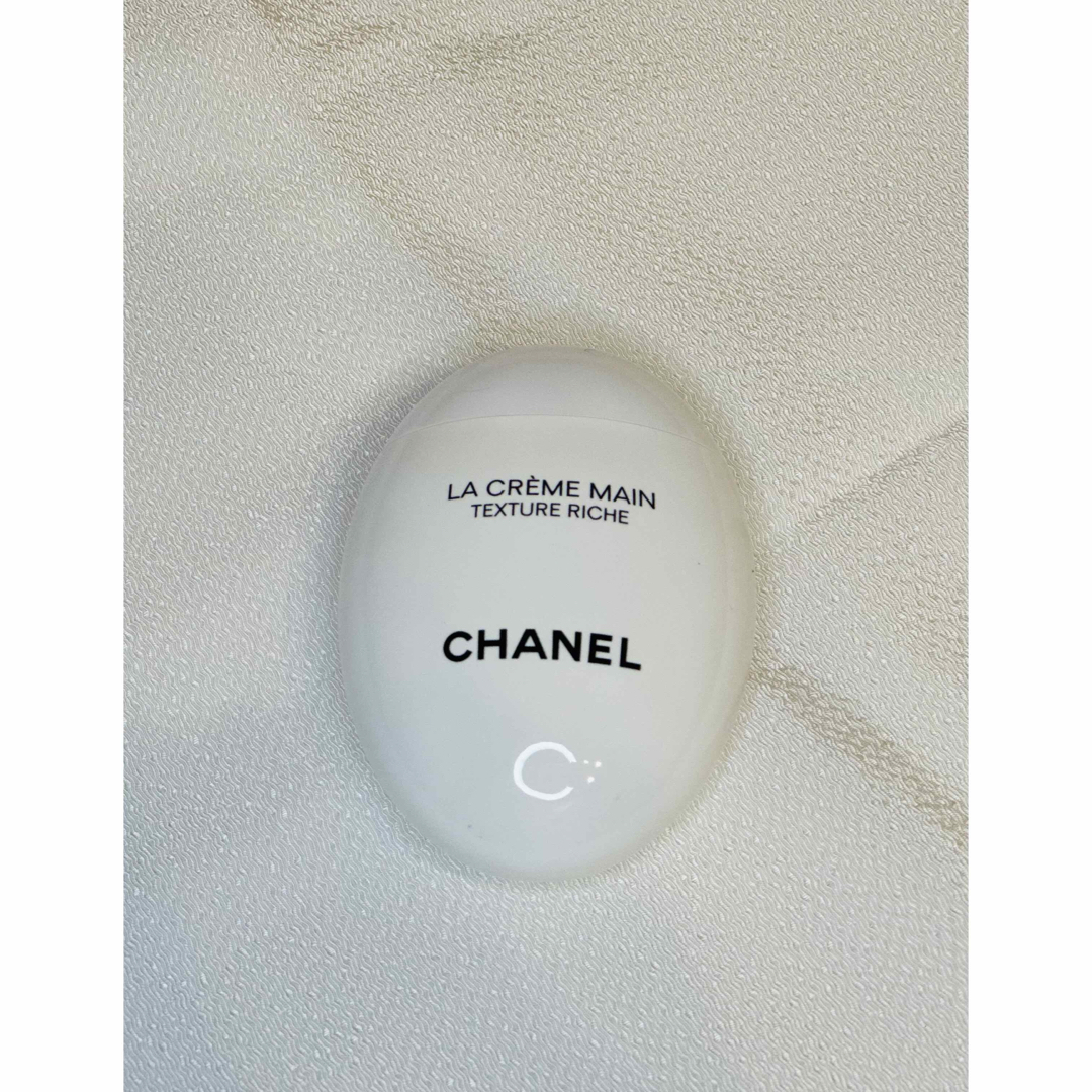 CHANEL(シャネル)のCHANEL ハンドクリーム⭐︎おまけ付き⭐︎ コスメ/美容のボディケア(ハンドクリーム)の商品写真