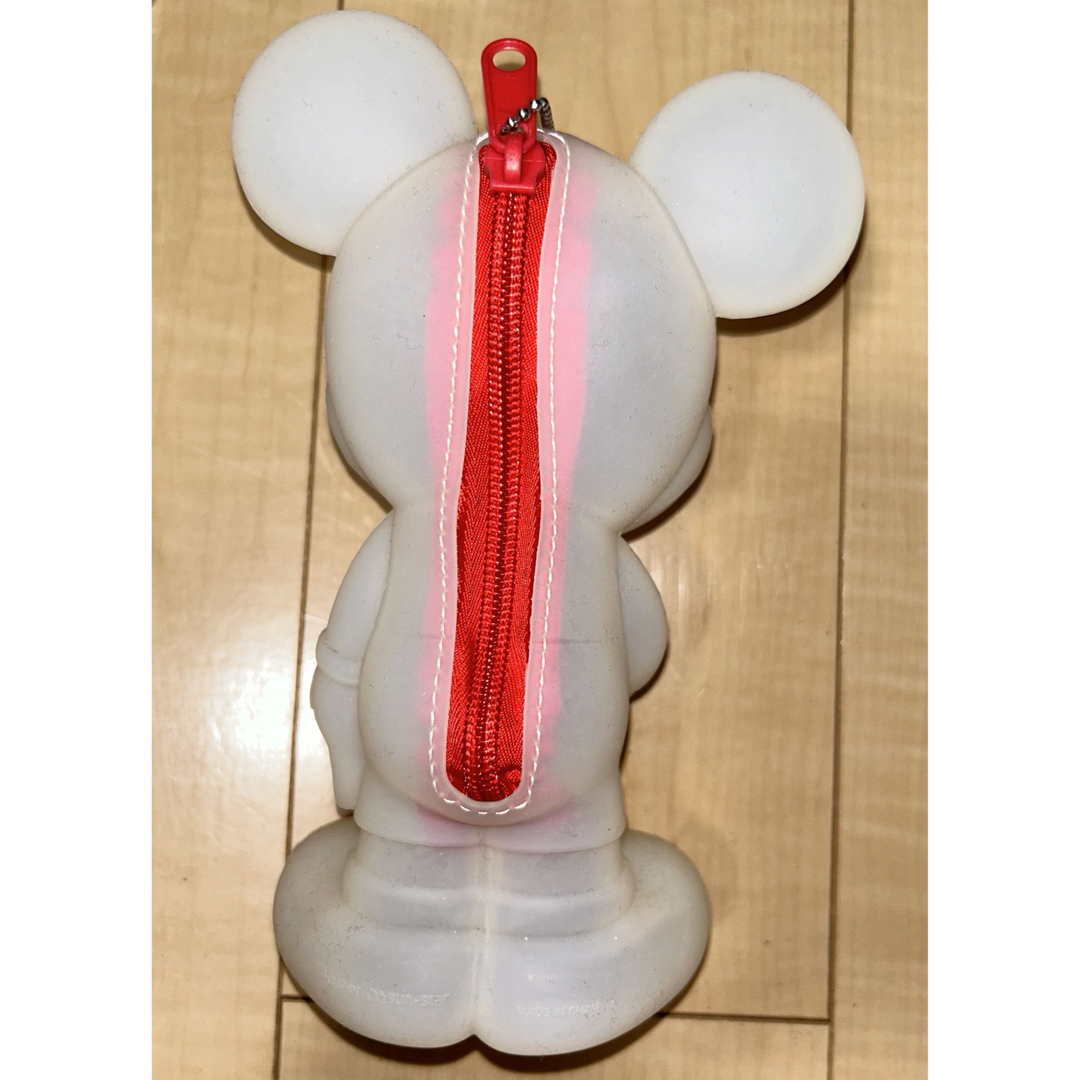 Disney(ディズニー)のディズニー　disney ミッキー　立体　ペンケース　筆箱　ペンケ　フィギュア エンタメ/ホビーのおもちゃ/ぬいぐるみ(キャラクターグッズ)の商品写真