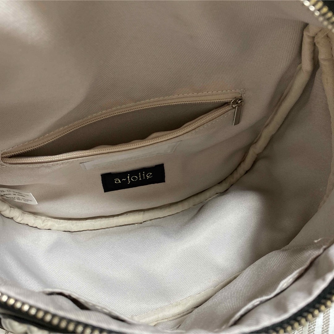 a-jolie(アジョリー)のアジョリーショルダーバッグ　a-jolie × LOWELLthings レディースのバッグ(ショルダーバッグ)の商品写真