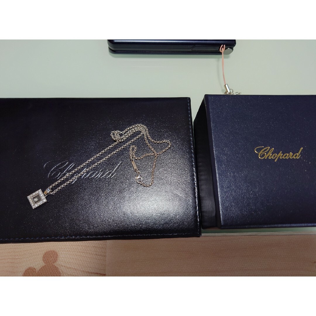 Chopard(ショパール)のショパール　スクエア　ペンダント レディースのアクセサリー(ネックレス)の商品写真