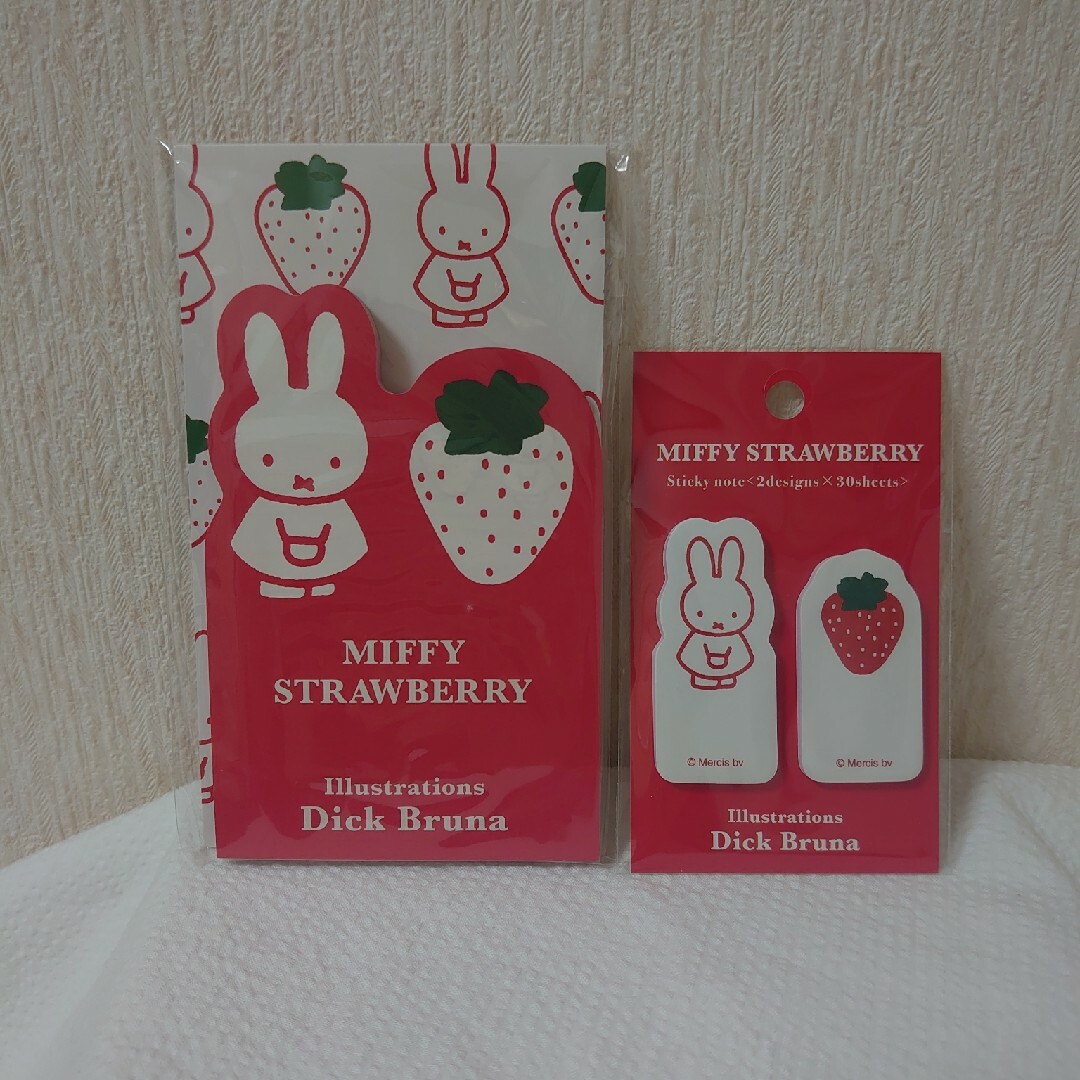 miffy(ミッフィー)の新品☆ミッフィー☆イチゴシリーズ☆ダイカットメモ&付箋 ハンドメイドの文具/ステーショナリー(カード/レター/ラッピング)の商品写真