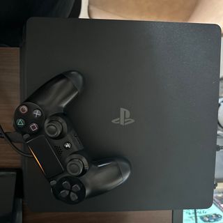 ソニー(SONY)のSONY PlayStation4 本体 CUH-2100BB01  1TB (家庭用ゲーム機本体)