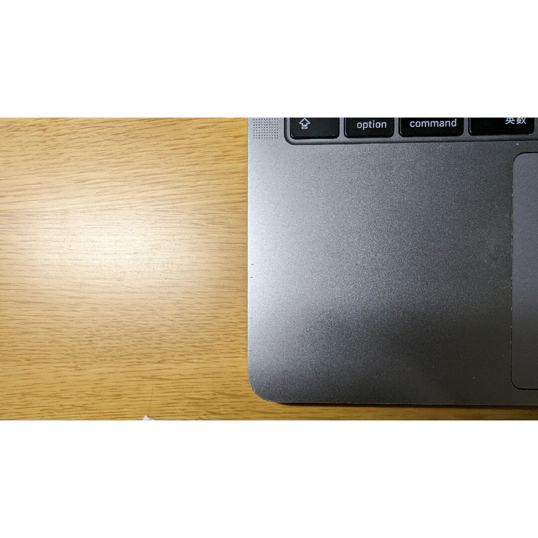 Apple(アップル)のMacbook Air 2018　スペースグレイ スマホ/家電/カメラのPC/タブレット(ノートPC)の商品写真