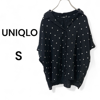 ユニクロ(UNIQLO)のユニクロ レディース 半袖 シャツ ブラウス トップス ドット柄 s 黒(シャツ/ブラウス(半袖/袖なし))