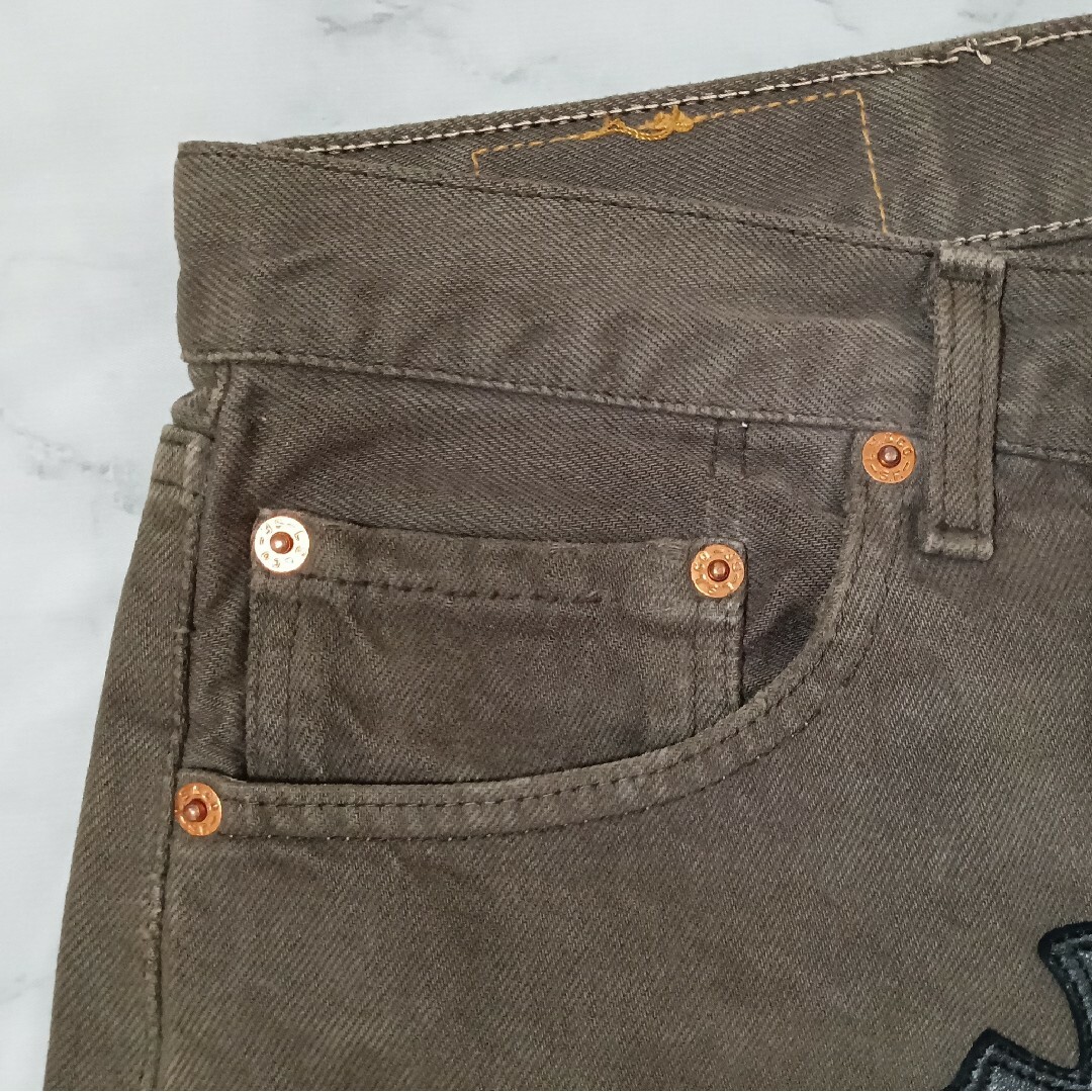 Chrome Hearts(クロムハーツ)のLevi's 501（W32 / 78cm）クロスパッチカスタム メンズのパンツ(デニム/ジーンズ)の商品写真