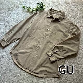ジーユー(GU)の【GU】ブロードリラックスフィットシャツ 長袖　M ベージュ(シャツ)