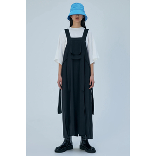 ★新品・紙タグ付き★ ENFOLD  フレアスリットジャンパースカート　36 黒