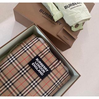 BURBERRY - 新品未使用バーバリーロンドンイングランド　トートバック