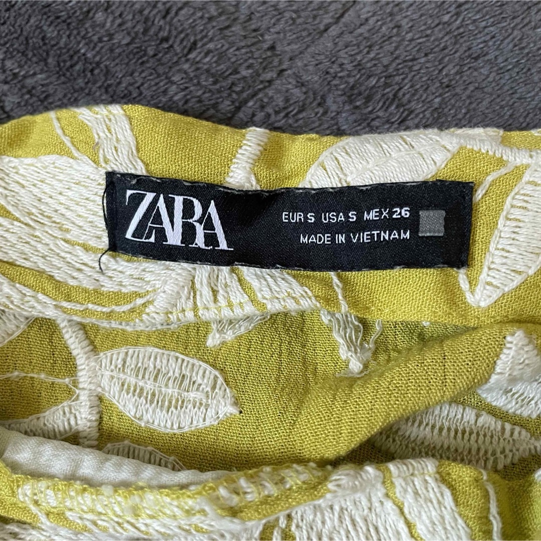 ZARA(ザラ)のZARA エンブロイダリースカート ミディ丈スカート レディースのスカート(ロングスカート)の商品写真