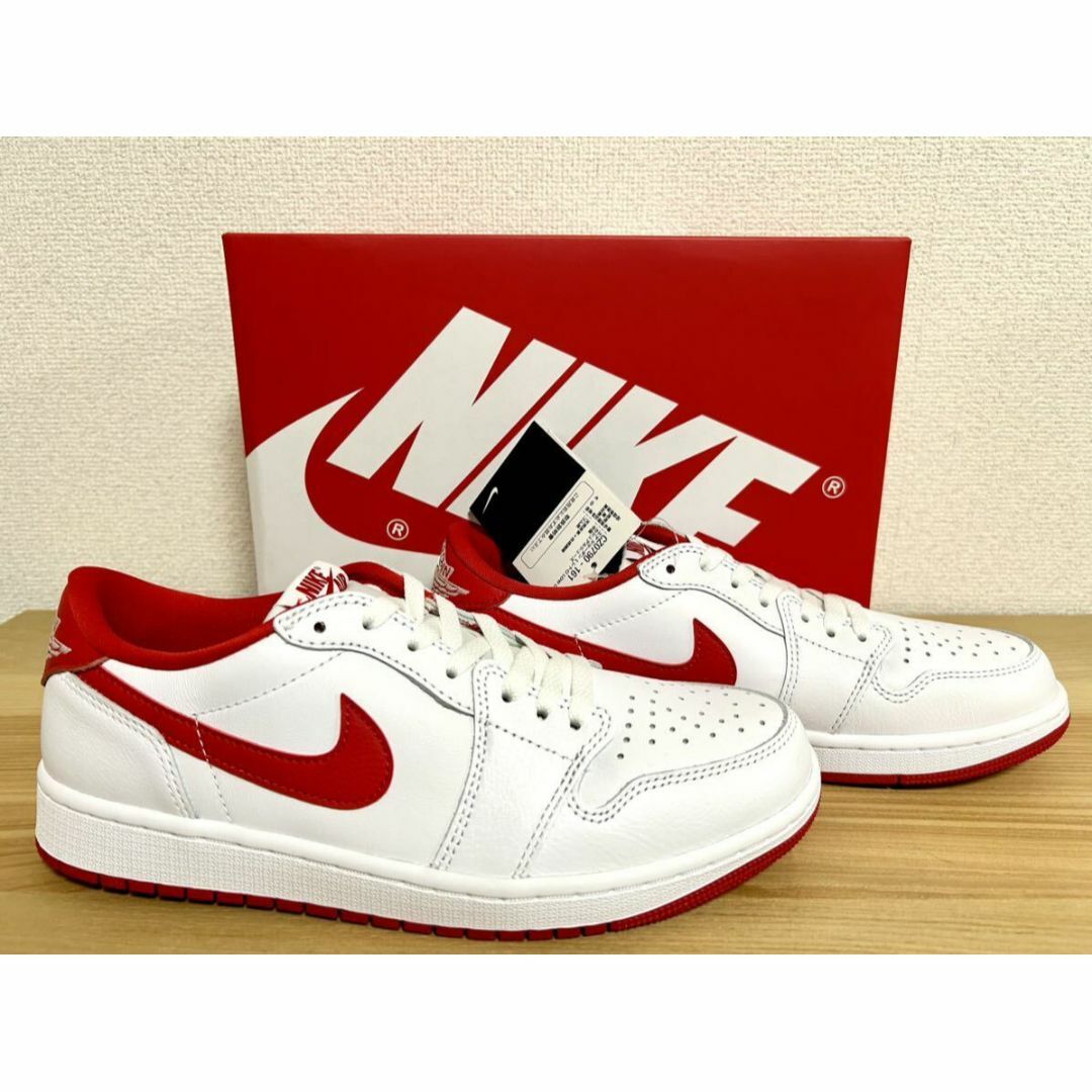 NIKE(ナイキ)のナイキ エア ジョーダン 1 LOW OG White/Red 27.0㎝ 新品 メンズの靴/シューズ(スニーカー)の商品写真