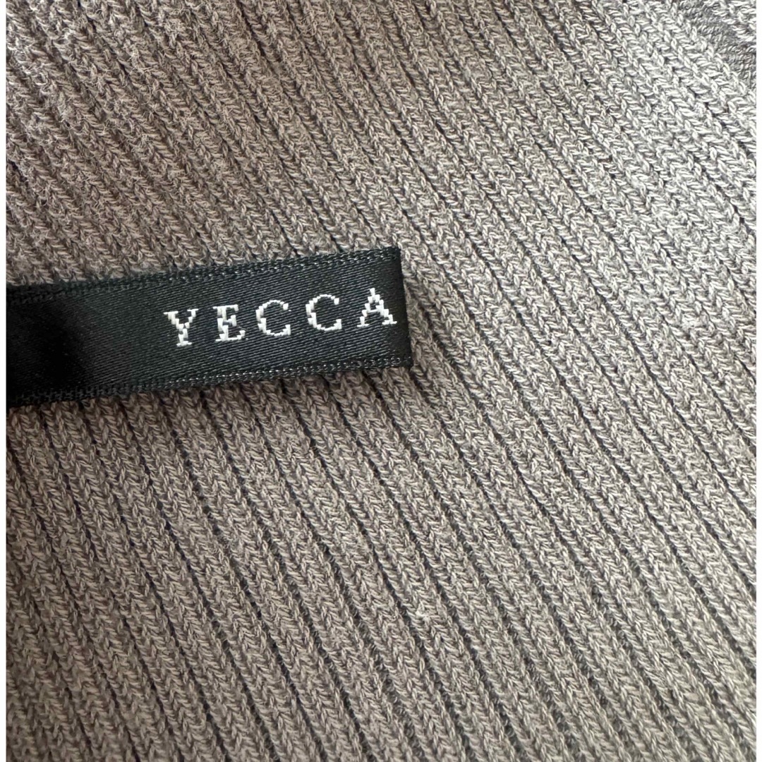 YECCA VECCA(イェッカヴェッカ)のYECCA VECCA のトップス レディースのトップス(カットソー(半袖/袖なし))の商品写真