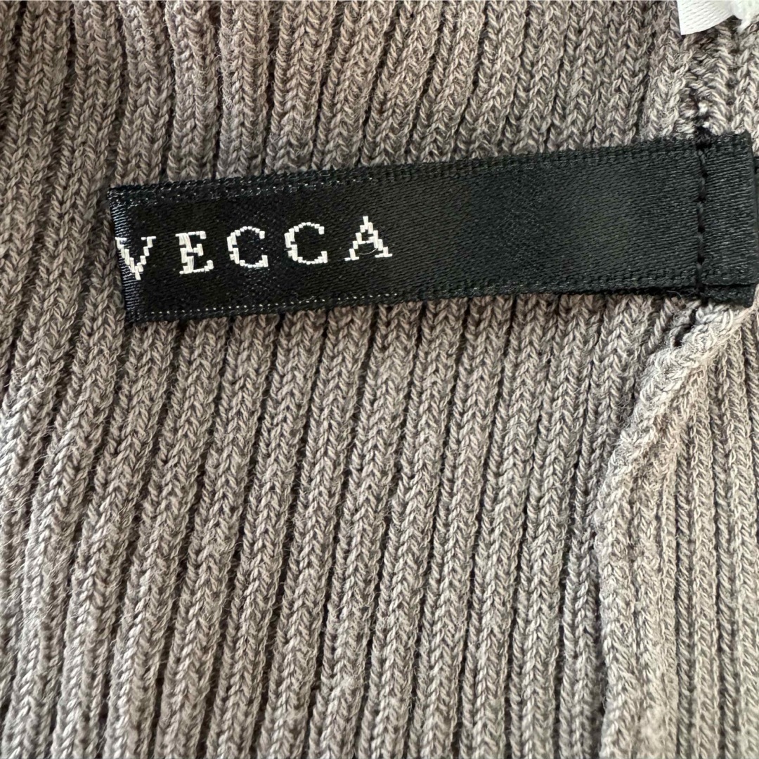 YECCA VECCA(イェッカヴェッカ)のYECCA VECCA のトップス レディースのトップス(カットソー(半袖/袖なし))の商品写真