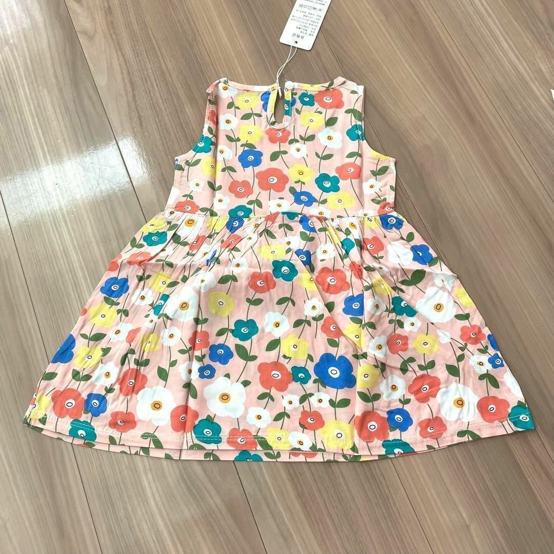 夏ワンピースキッズ（カラフルフラワー/130サイズ綿ノースリーブワンピース キッズ/ベビー/マタニティのキッズ服女の子用(90cm~)(ワンピース)の商品写真