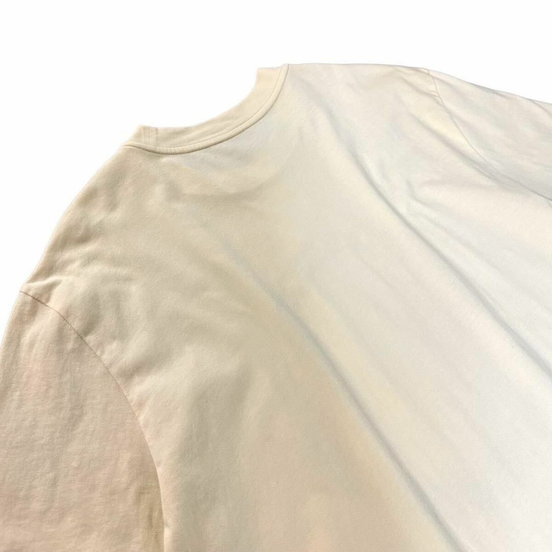 MONCLER(モンクレール)の【美品】MONCLER コットン半袖 Tシャツ スタッズ アイボリー XLサイズ メンズのトップス(Tシャツ/カットソー(半袖/袖なし))の商品写真