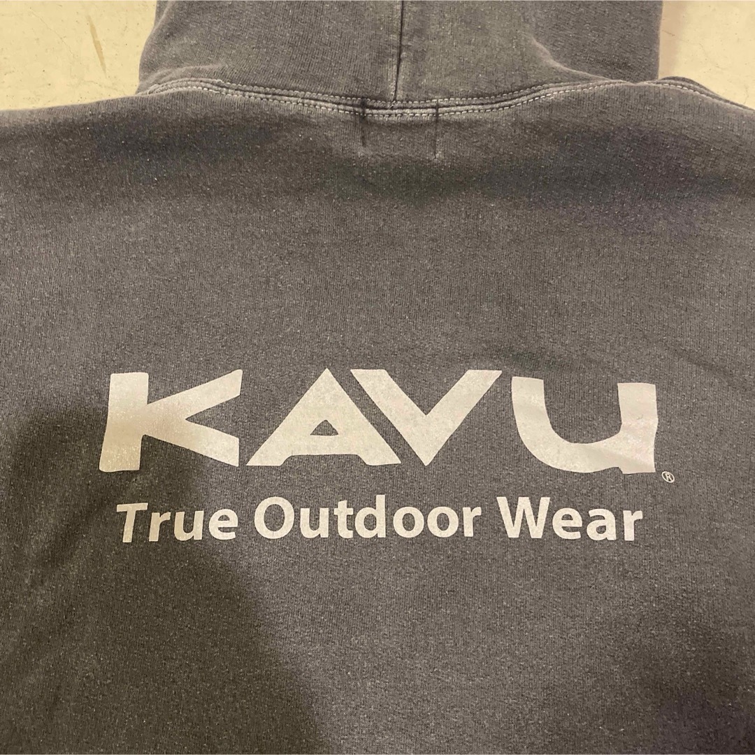 KAVU(カブー)のKAVU  カブー　パーカー　バックプリント付 メンズのトップス(パーカー)の商品写真