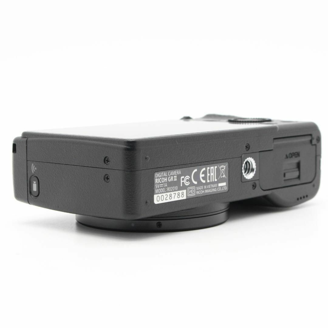RICOH - ☆美品☆RICOH GR Ⅲ ショット数4561回の通販 by リミレスshop RICOH - ☆美品☆RICOH GR Ⅲ ショット数4561回の通販 by リミレスshop