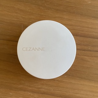 CEZANNE（セザンヌ化粧品） - セザンヌ クッションファンデーション 00 明るいベージュ系