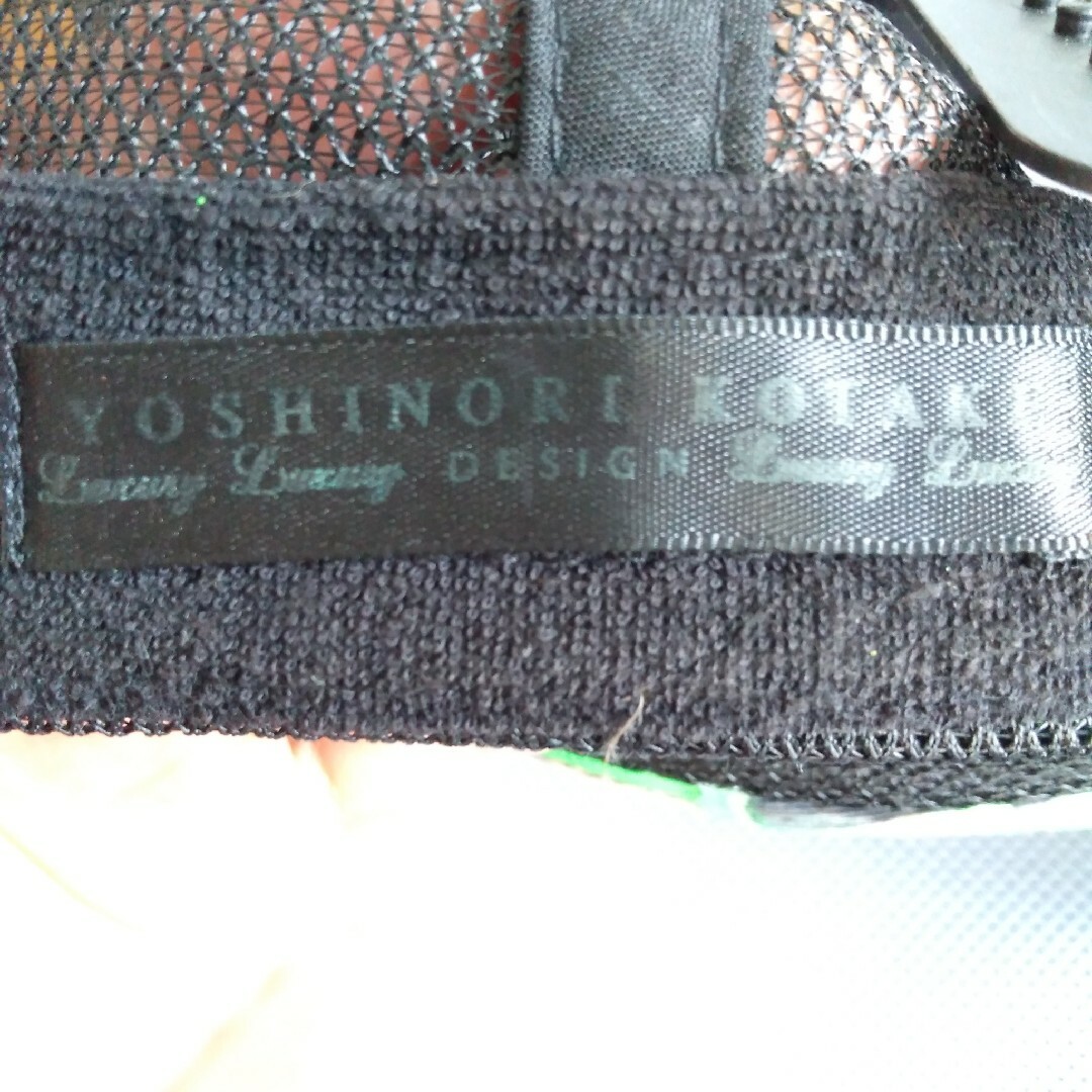 YOSHINORI KOTAKE DESIGN(ヨシノリコタケデザイン)のヨシノリコタケ蛍光キャップ メンズの帽子(キャップ)の商品写真