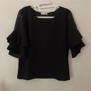 イング(INGNI)のイング　トップス　シースルー　カットソー　美品　黒(カットソー(半袖/袖なし))