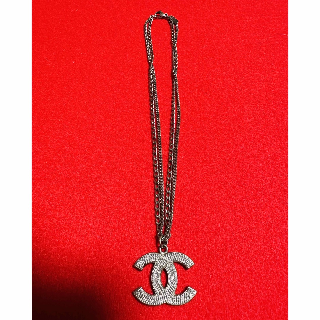 CHANEL(シャネル)の🌹CHANEL🌹シルバーペンダントネックレス レディースのアクセサリー(ネックレス)の商品写真