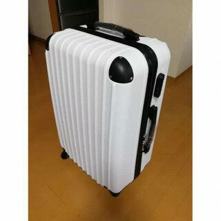 新品 キャリーケース  Sサイズ ホワイト(スーツケース/キャリーバッグ)