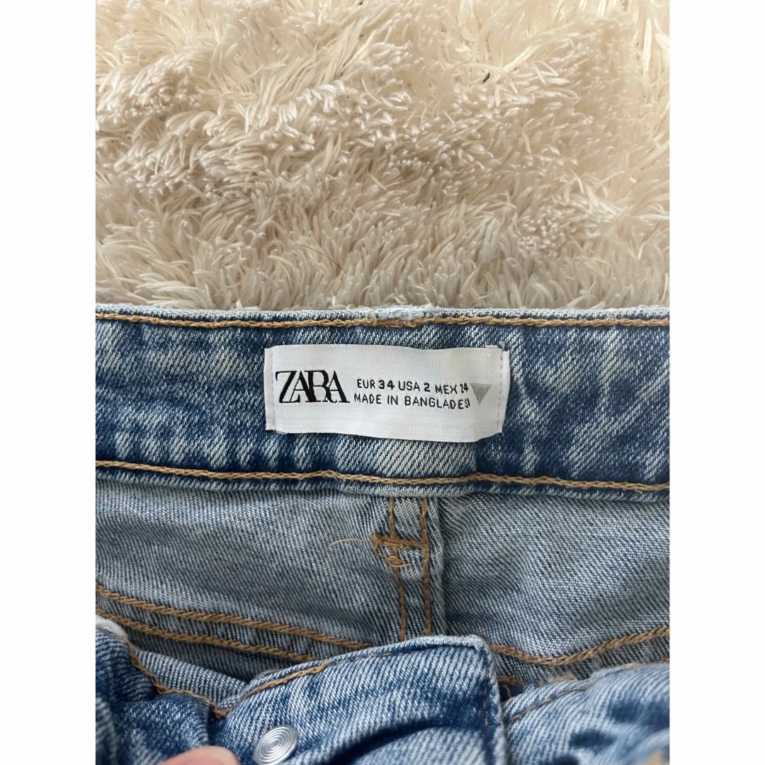 ZARA(ザラ)のZARA デニム　ショートパンツ　34  レディースのパンツ(ショートパンツ)の商品写真