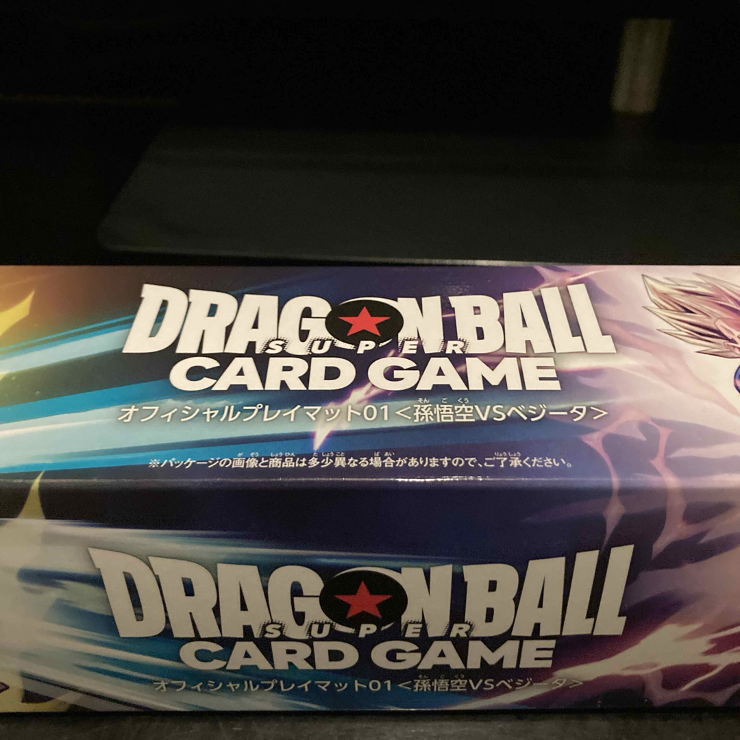 ドラゴンボール  フュージョンワールド　オフィシャルプレイマット01 孫悟空 エンタメ/ホビーのトレーディングカード(カードサプライ/アクセサリ)の商品写真