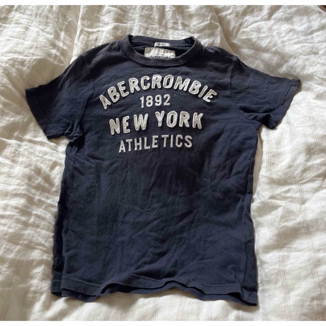 Abercrombie&Fitch(アバクロンビーアンドフィッチ)のAbercrombie & Fitch Ｔシャツ　キッズ  Sサイズ キッズ/ベビー/マタニティのキッズ服男の子用(90cm~)(Tシャツ/カットソー)の商品写真