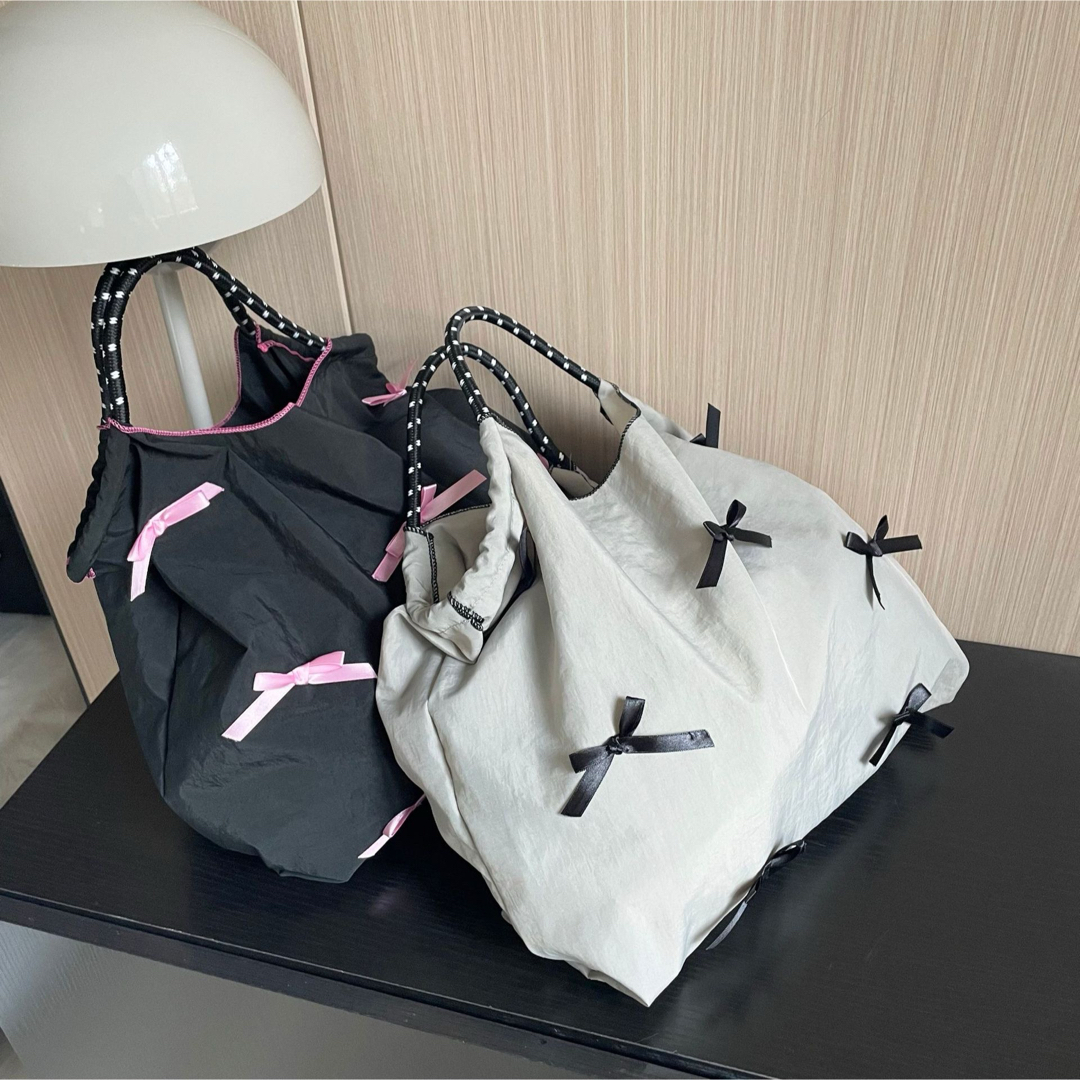 新品未使用 エコバッグ リボン 韓国 トートバッグ グレー 大容量 レディースのバッグ(エコバッグ)の商品写真