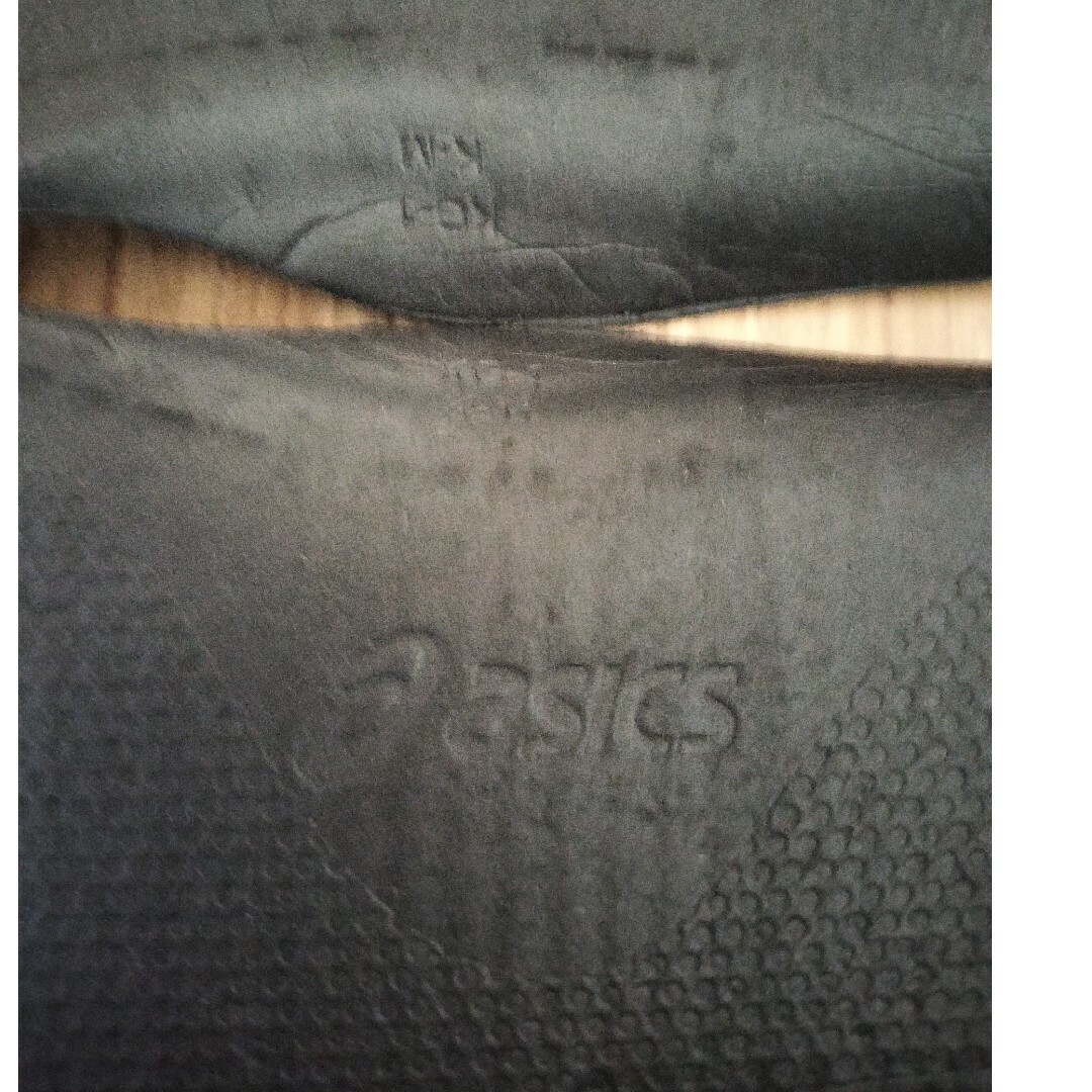 asics(アシックス)のアシックス　スニーカー　中敷き　24.5cm メンズの靴/シューズ(スニーカー)の商品写真