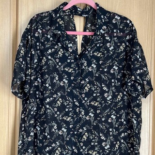 DELYLE シースルーシャツ　花柄　ブラック　Mサイズ　夏服(シャツ/ブラウス(半袖/袖なし))