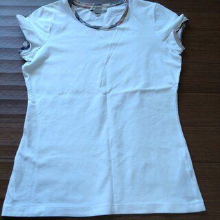 BURBERRY - 美品　バーバリー　Tシャツ（白）Sサイズ