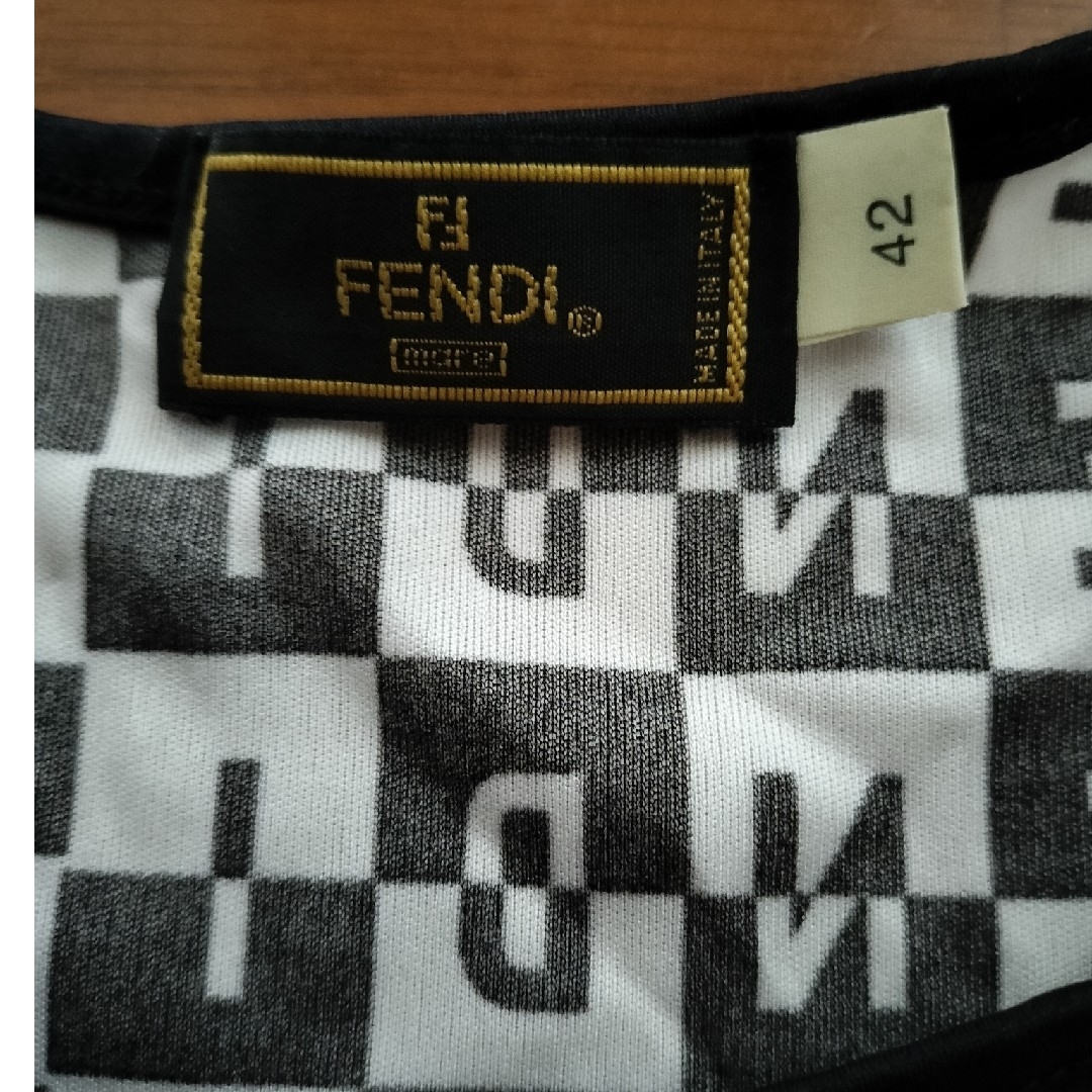 FENDI(フェンディ)のFENDI  トップス レディースのトップス(カットソー(半袖/袖なし))の商品写真