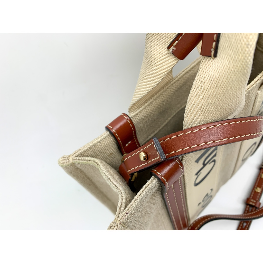 Chloe - Chloe クロエ WOODYスモールトートバッグ White&Brown Chloe - Chloe クロエ WOODYスモールトートバッグ White&Brown
