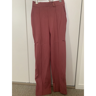 ショコラフィネローブ(chocol raffine robe)のchocol raffine ピンク　パンツ　ズボン　スラックス(カジュアルパンツ)