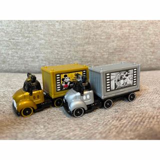 タカラトミー(Takara Tomy)のディズニー90周年　トミカ(電車のおもちゃ/車)