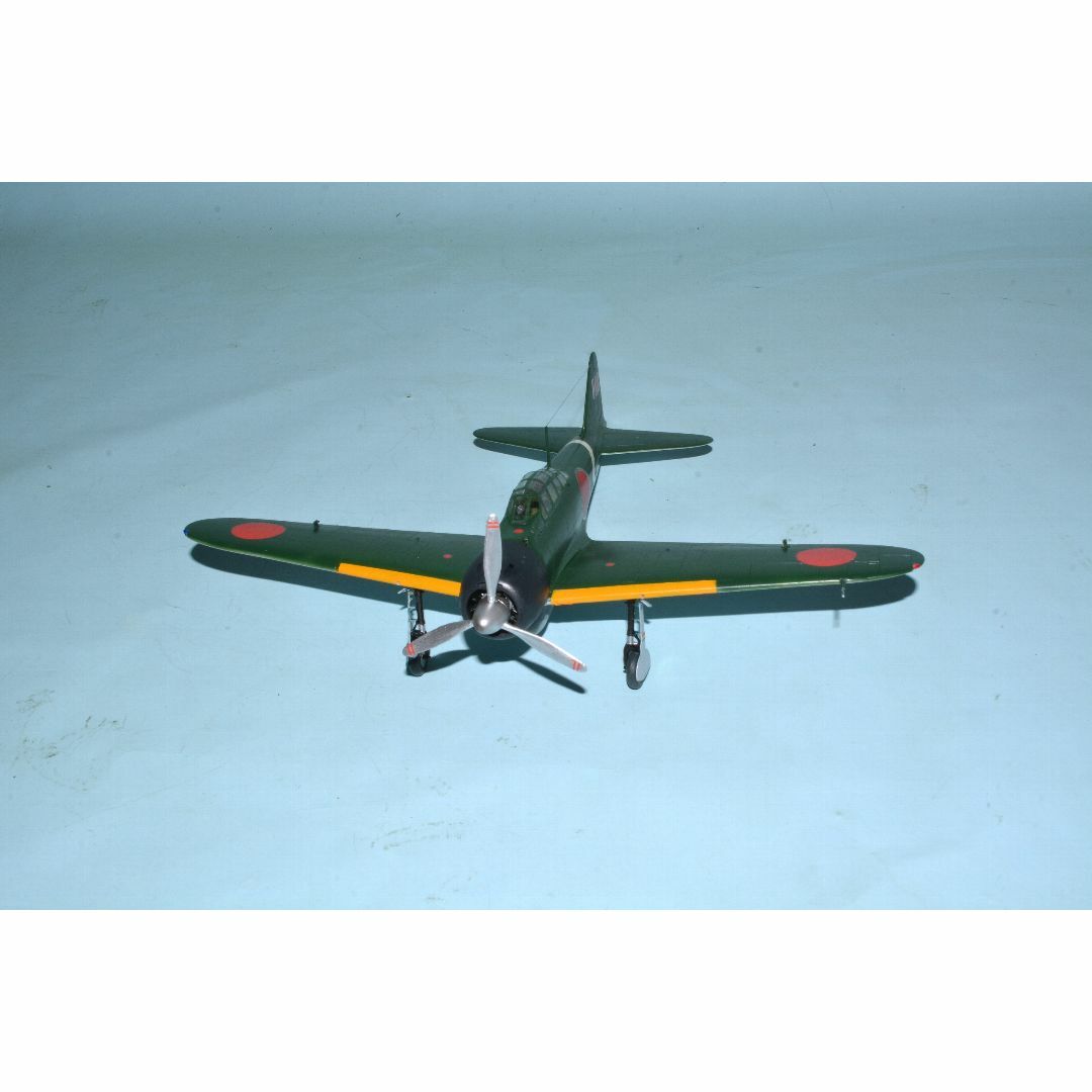 [完成品] 1/48 海軍 零式艦上戦闘機22型　第582海軍航空隊 エンタメ/ホビーのおもちゃ/ぬいぐるみ(模型/プラモデル)の商品写真