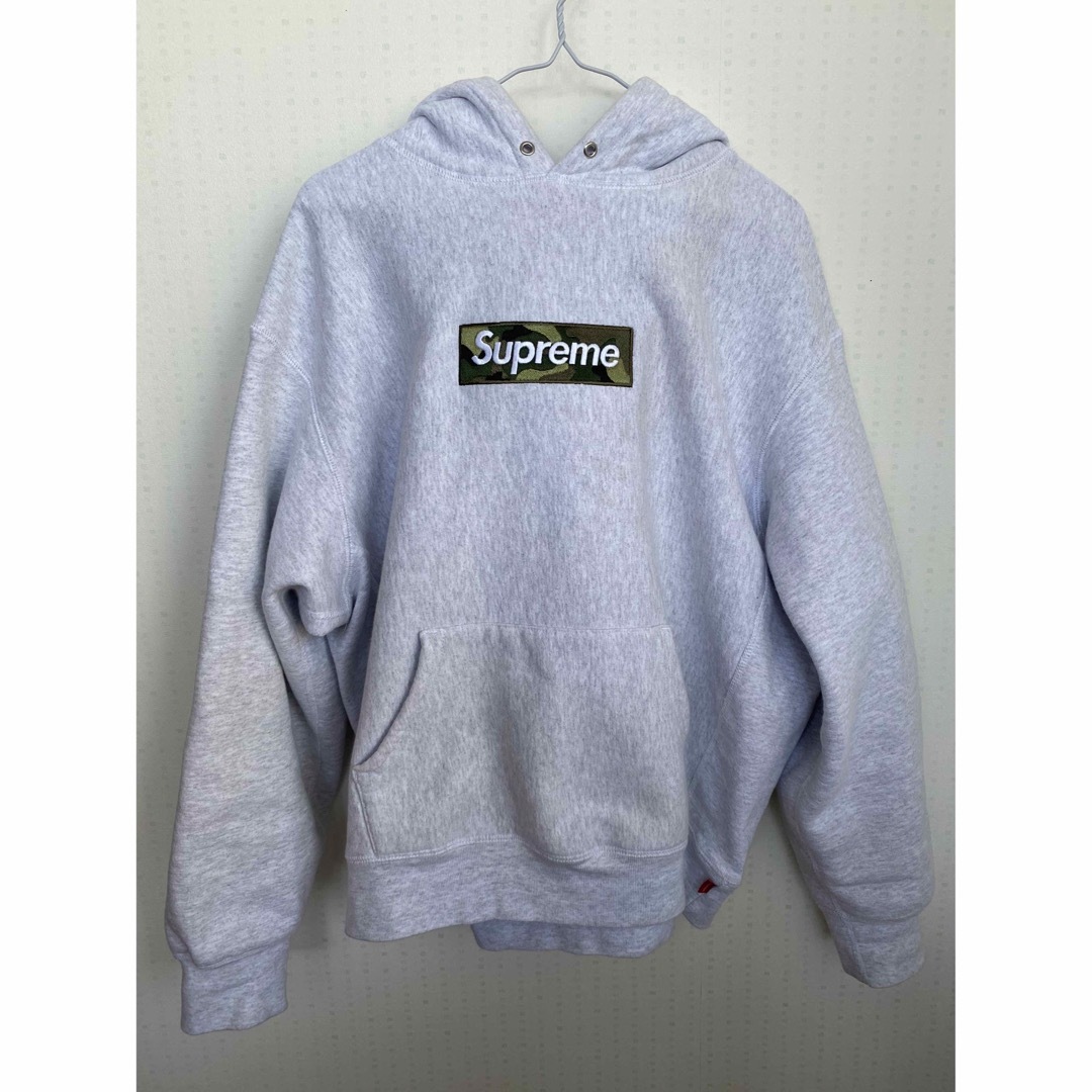 Supreme(シュプリーム)のBox Logo Hooded Sweatshirt Ash Grey 23FW メンズのトップス(パーカー)の商品写真