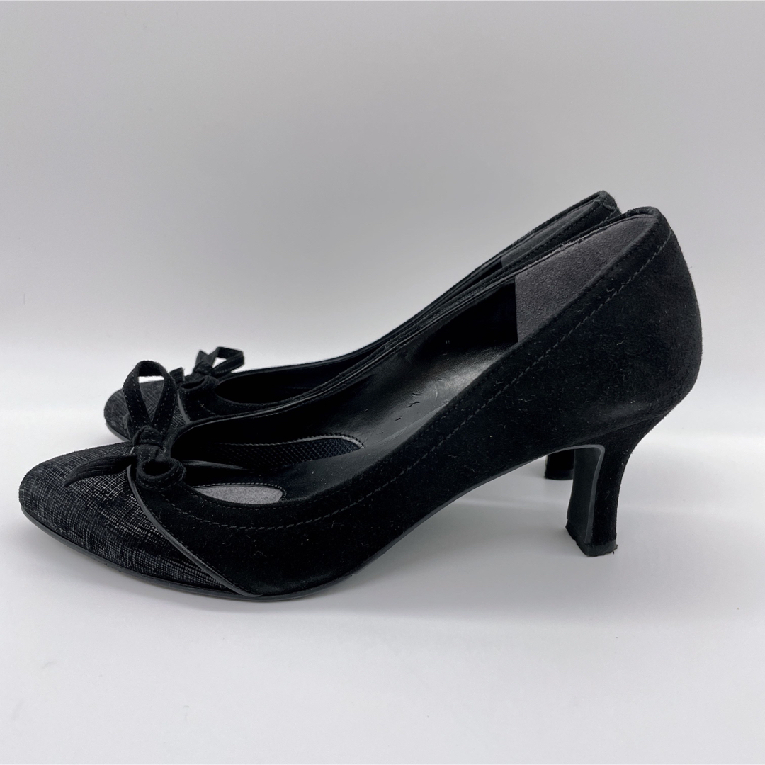 DIANA(ダイアナ)の美品！DIANA ダイアナ　パンプス　ブラック　23.0cm レディースの靴/シューズ(ハイヒール/パンプス)の商品写真