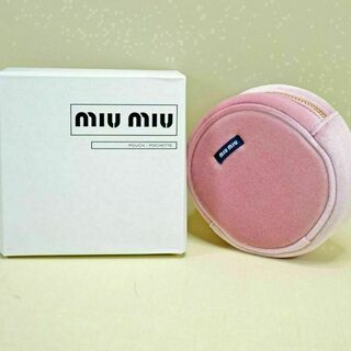 ミュウミュウ(miumiu)のmiup4 新品未使用本物　miumiu ミュウミュウ　ノベルティマルチポーチ(ポーチ)