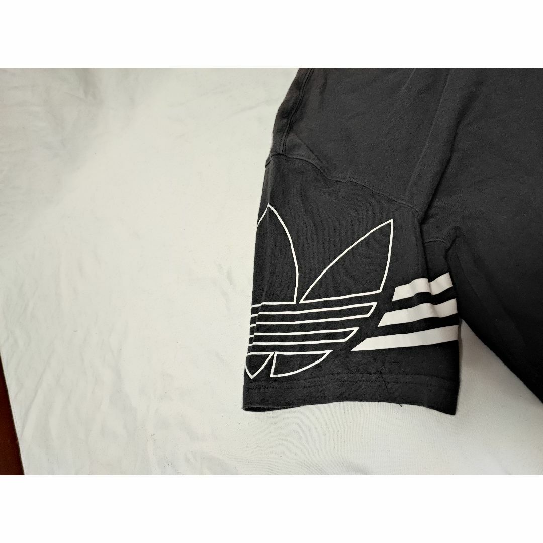 adidas(アディダス)のadidas Originals Tシャツ 半袖 トップス 黒 メンズ S メンズのトップス(Tシャツ/カットソー(半袖/袖なし))の商品写真