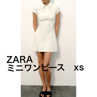 ザラ(ZARA)の【ZARA】プリーツミニワンピース　白　xs(ミニワンピース)